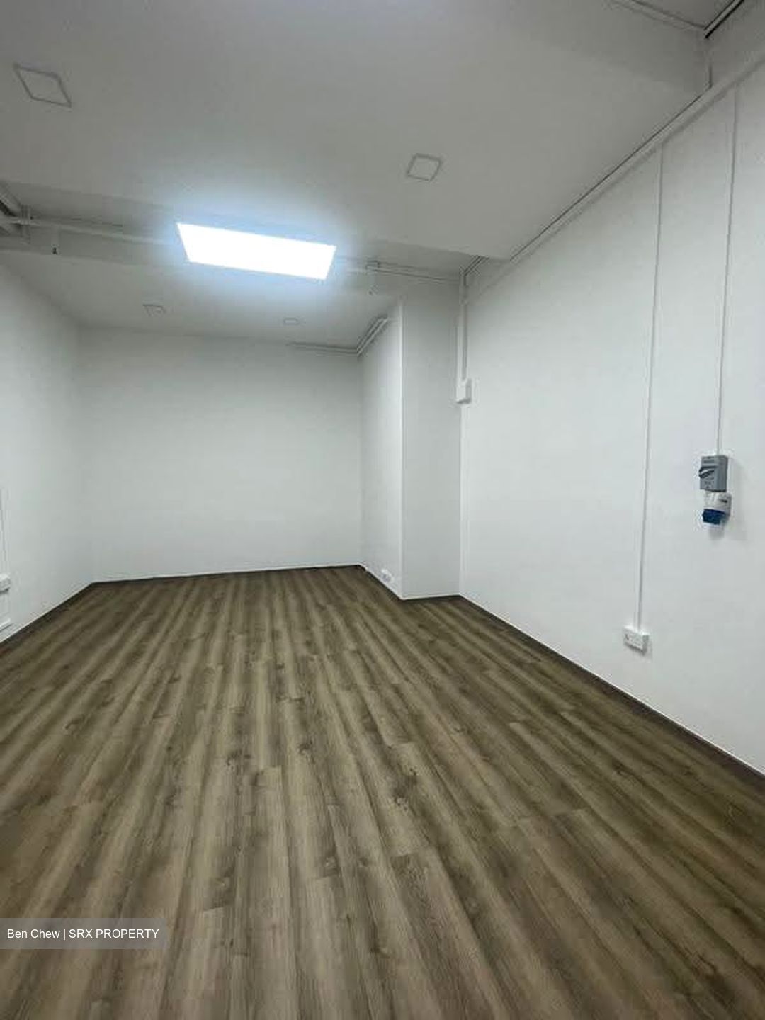 Tradehub 21 (D22), Factory #625895701